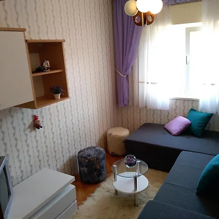Apartment New And Completely Renovated Vinisce